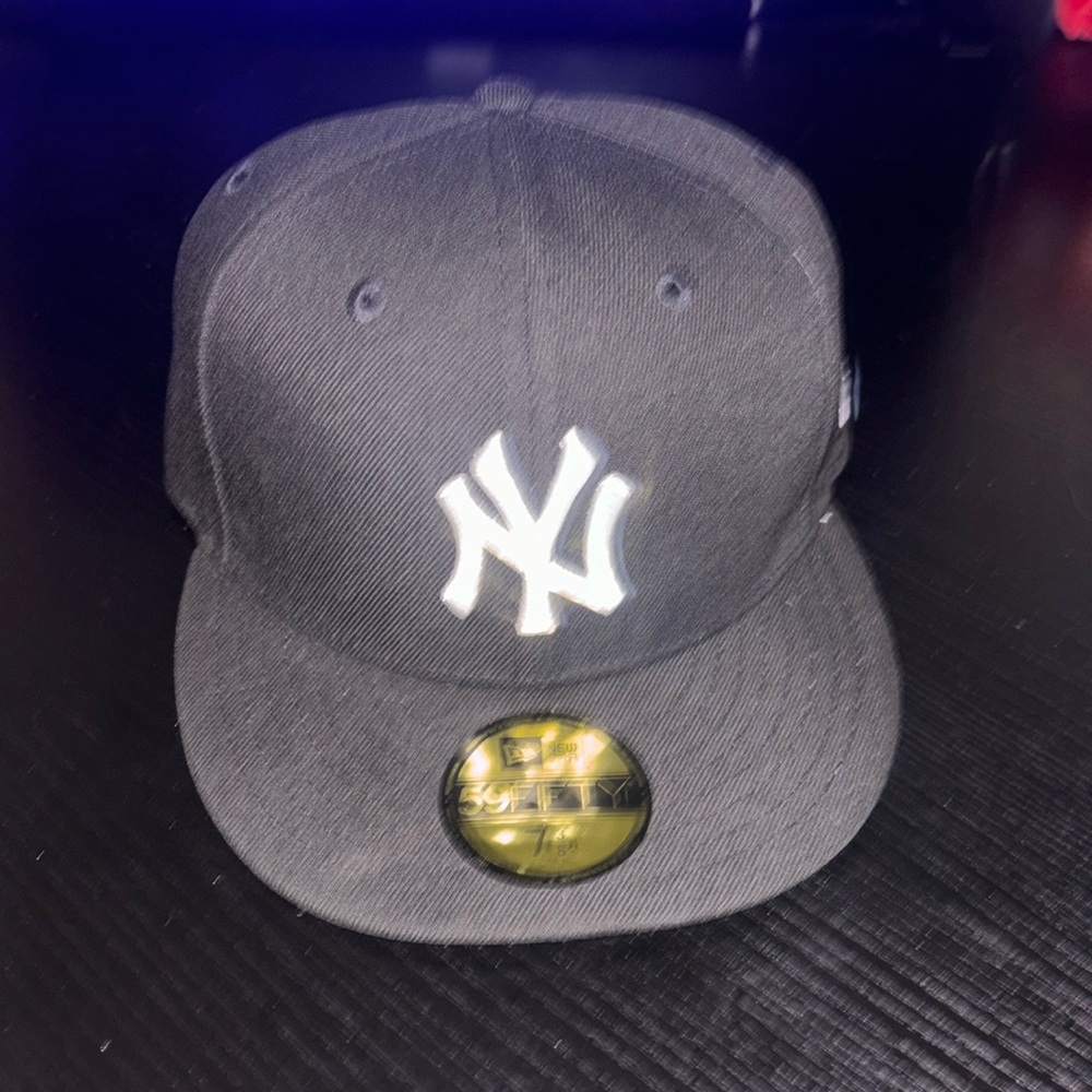 New York Yankees Hat (Brand New)